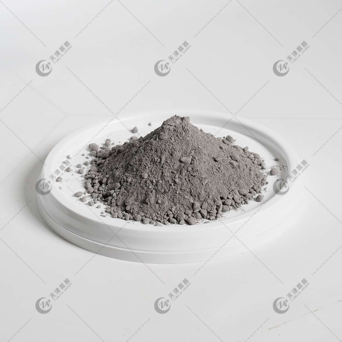 超低水泥浇注料